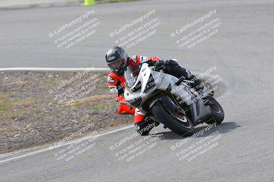 media/Mar-05-2023-TrackXperience (Sun) [[a95d40e56a]]/Group 2/session 2 turn 4/